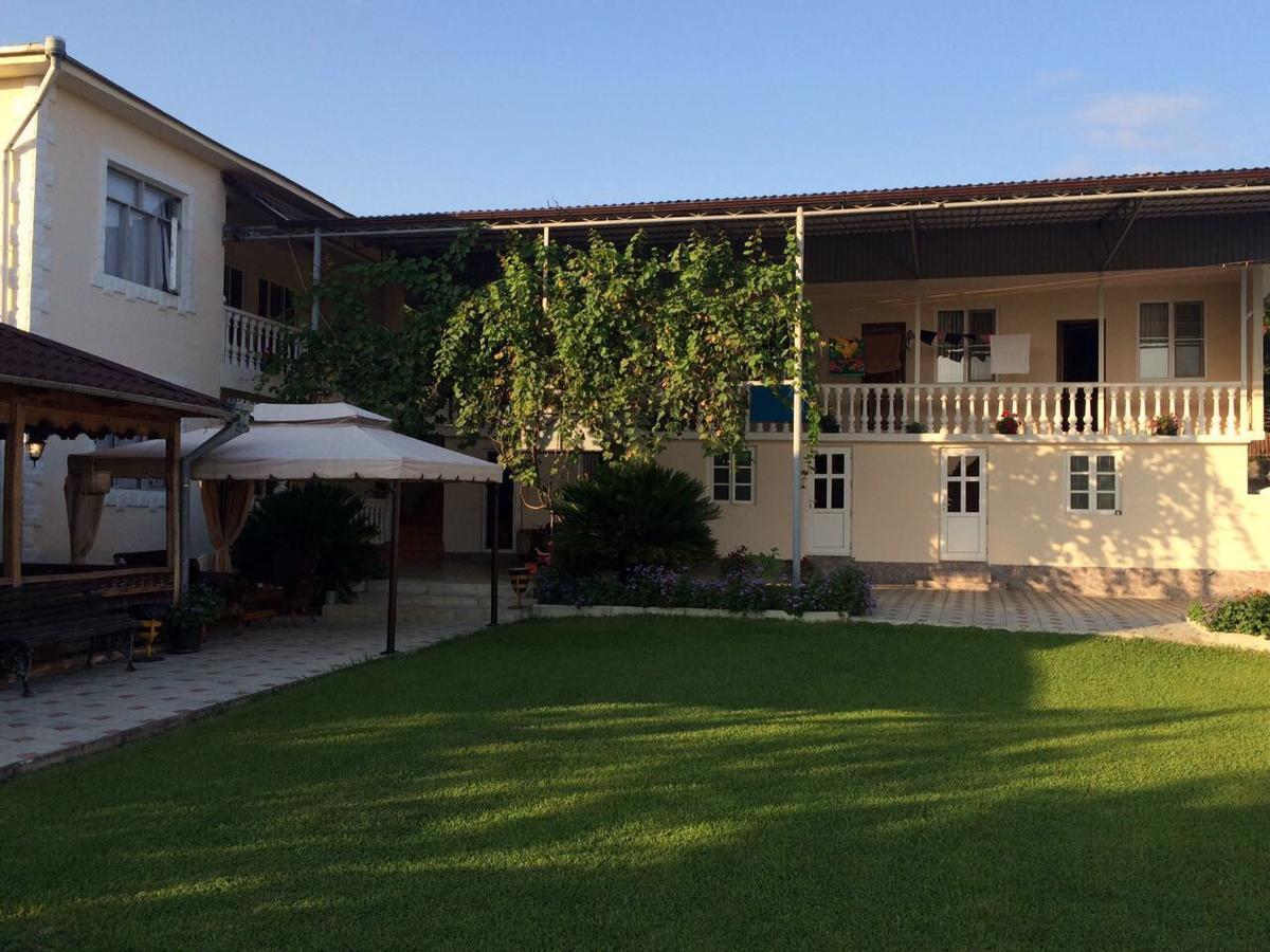 Guest House Liel Sukhumi Exterior foto