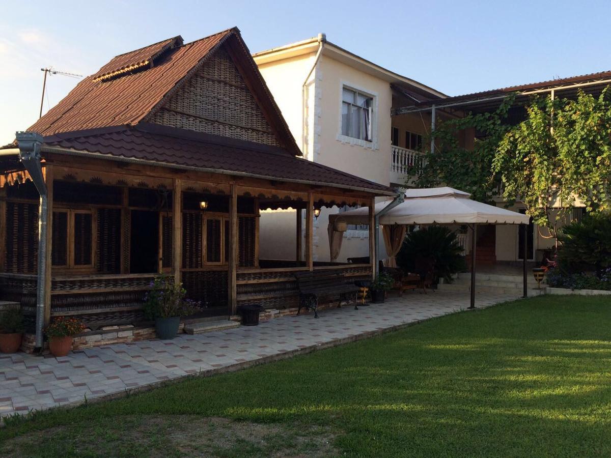 Guest House Liel Sukhumi Exterior foto